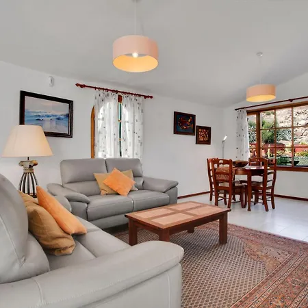 With Pool Overlooking The Atlantic Ocean And Villa Parque Holandes