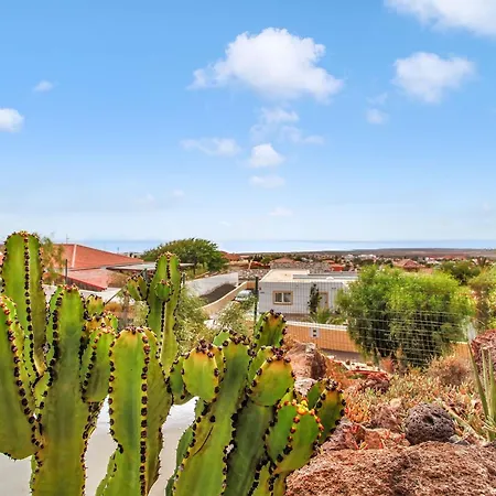 Villa With Pool Overlooking The Atlantic Ocean And *