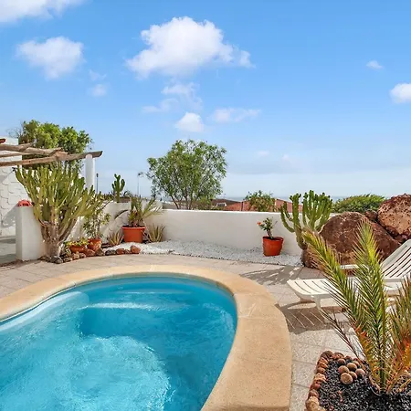 Villa With Pool Overlooking The Atlantic Ocean And